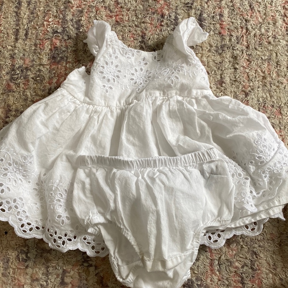 Gap eyelet dress